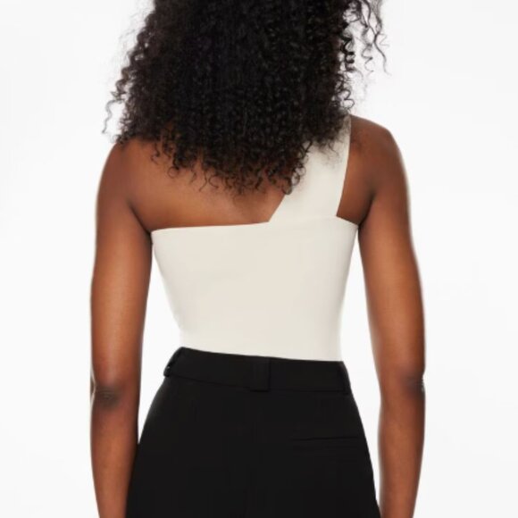 Dynamite One-Shoulder Creamy Gray Bodysuit - Picture 2 of 8